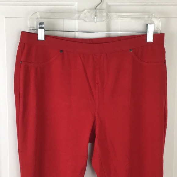 Vera Wang Cropped Capri Pants Size M Red NWT - Picture 2 of 7